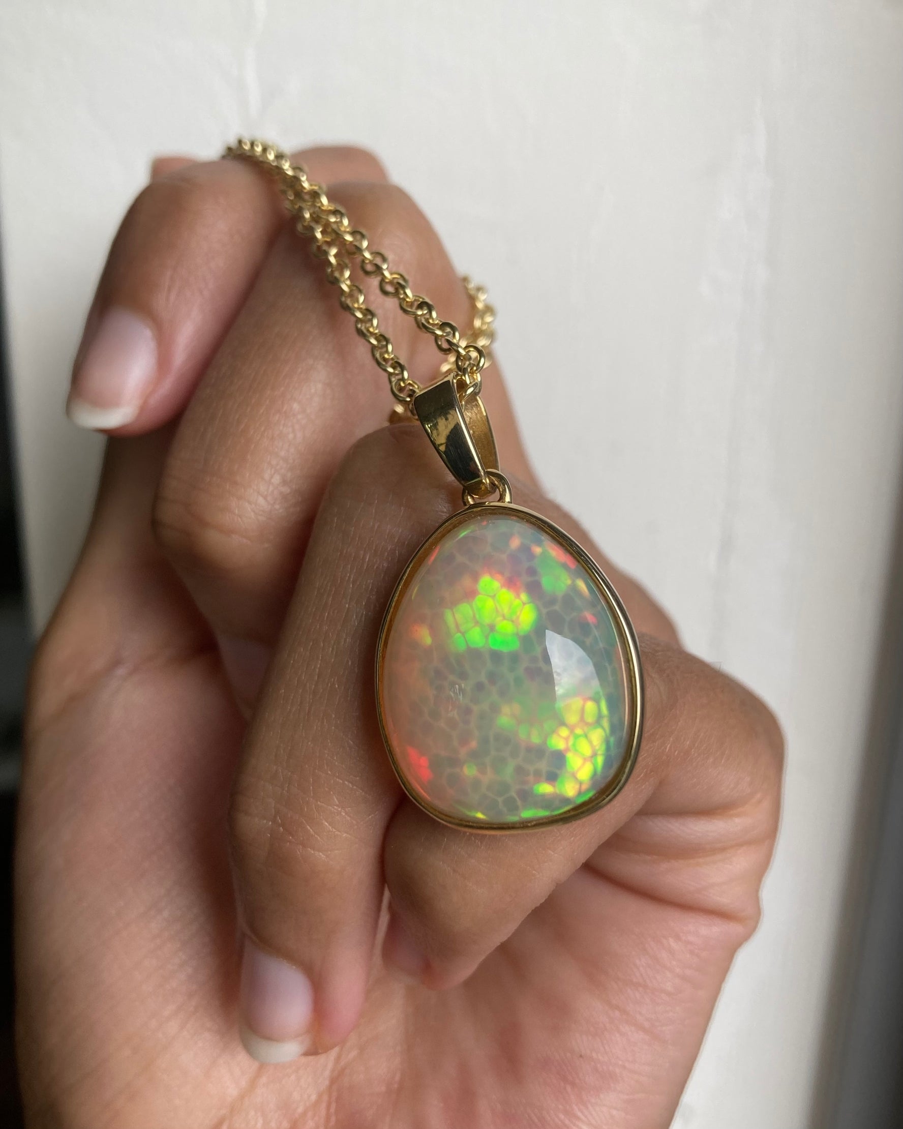 14k Honeycomb Opal Pendant