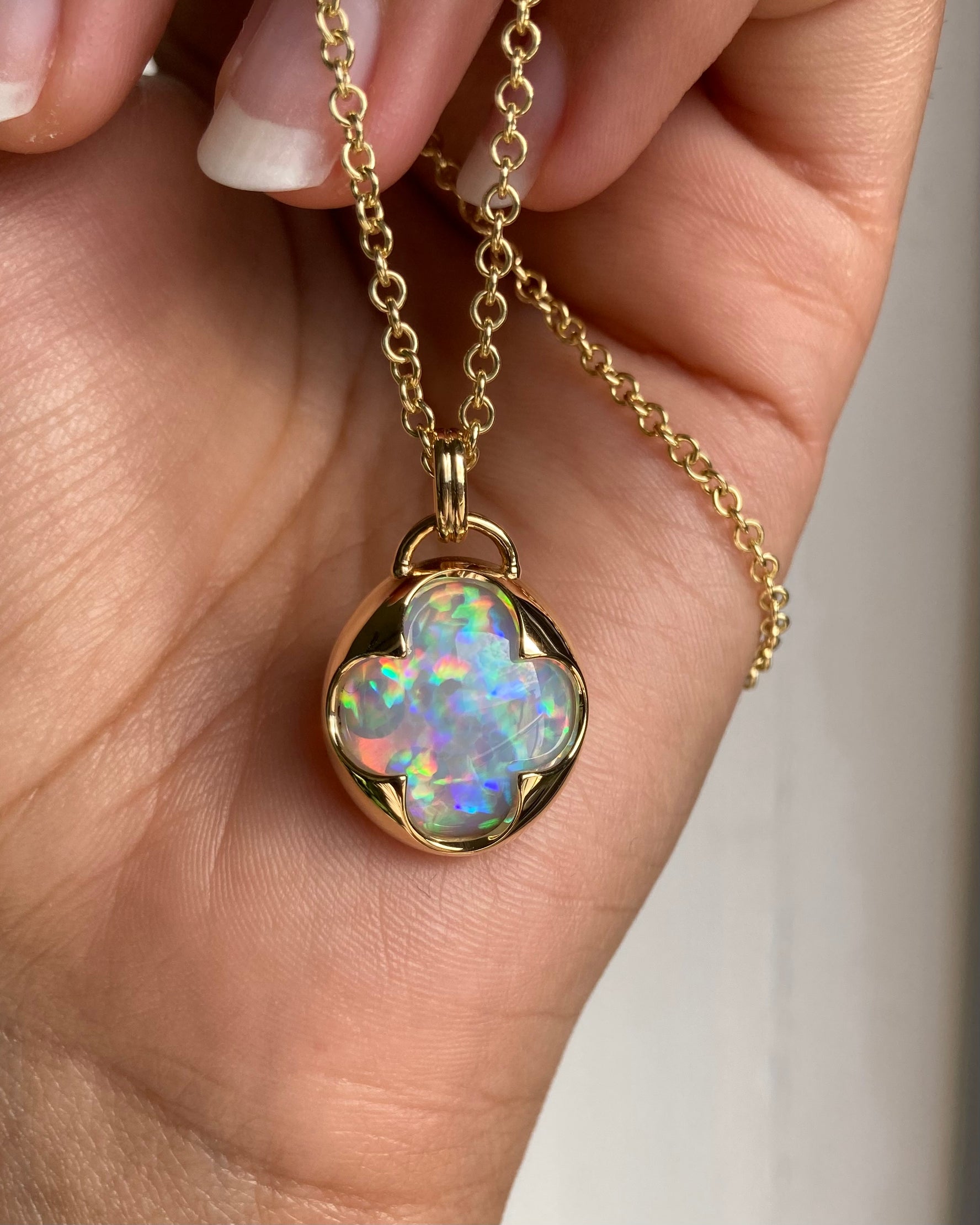 Clover - 14k White Opal Pendant